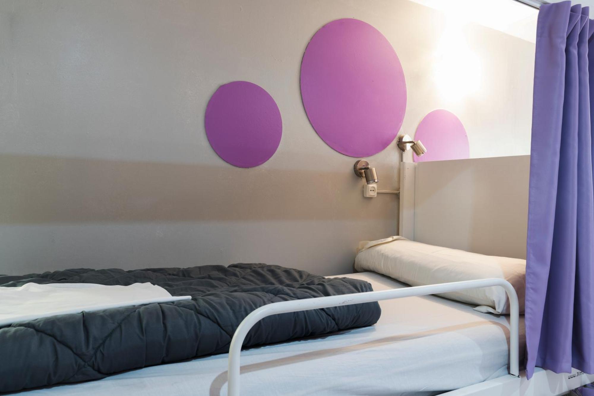 Purple Nest Hostel Valence Extérieur photo